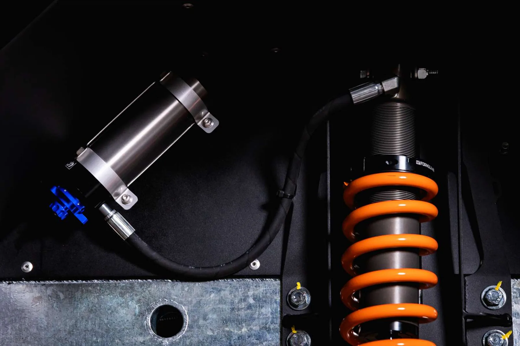 Formula F4R Remote Reservoir Shocks